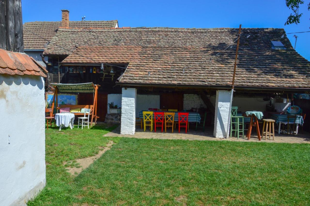 Salas Isailovi Sremska Mitrovica Zewnętrze zdjęcie